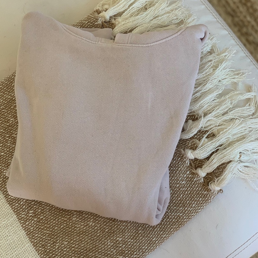 Light pink American eagle hoodie